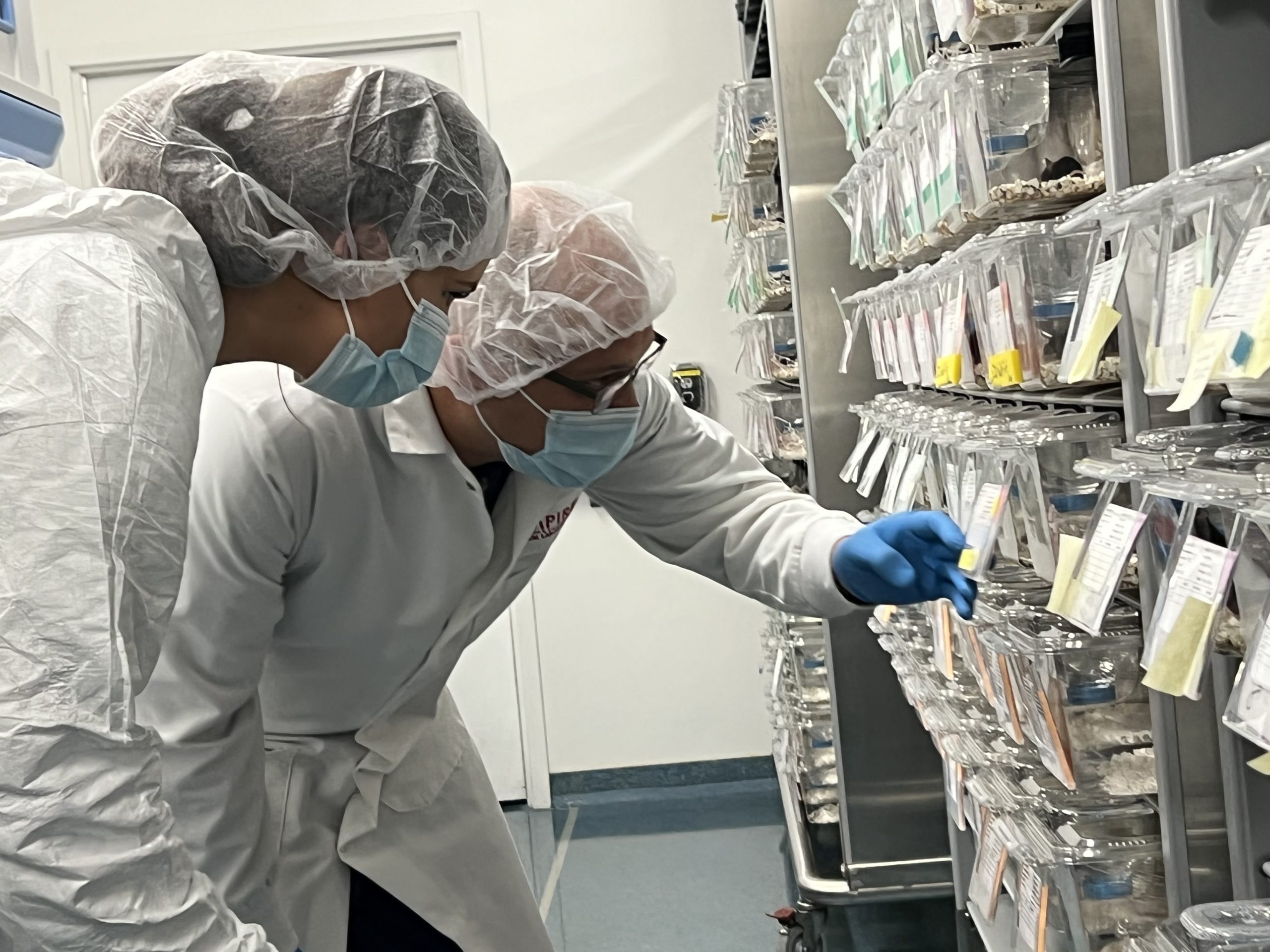 Added a high-tech vivarium to the Biotech Research and Resource center in Pipersville, PA.  Achieved compliance with New (EC) No. 1069/2009 & (EU) No. 142/2011 Regulation